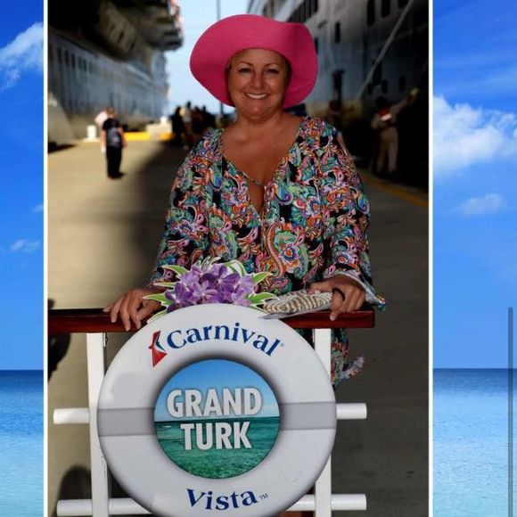 Meet your Posher, Anita - Picture 1 of 1